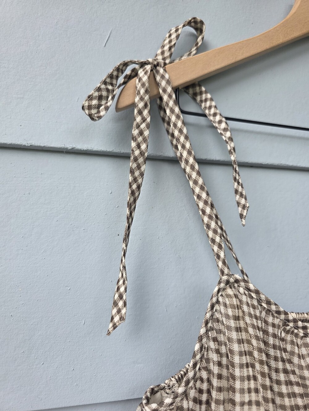 American Eagle Outfitters Women's L Brown/White Gingham Smocked Tie Cami Tank - Picture 5 of 9
